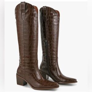 Knee-high brown crocodile western boots